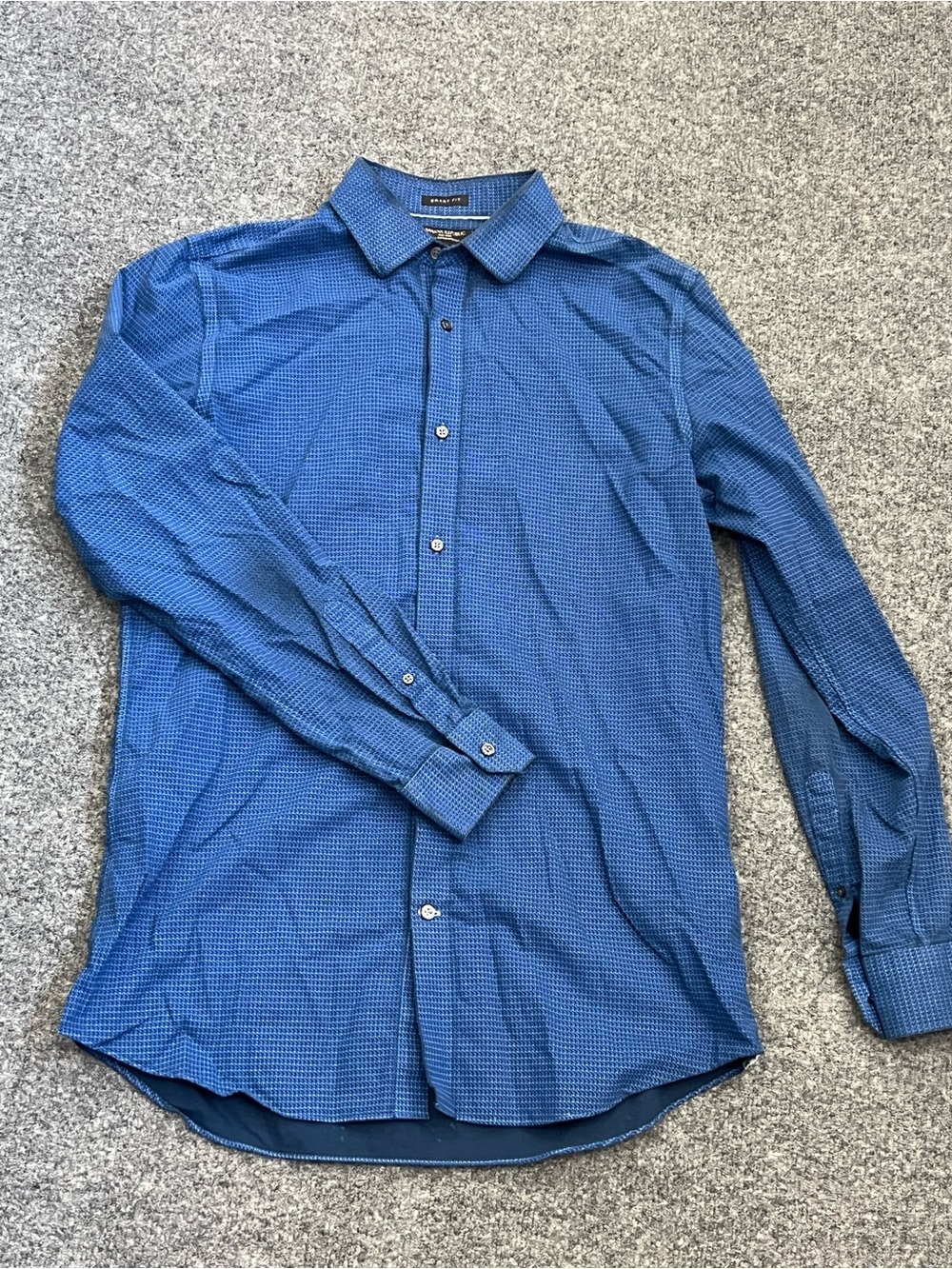 Banana Republic Men’s Grant Fit Long Sleeve Button-Up Shirt, 100% Cotton, Large